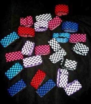 pulseras-emo-cuadros2