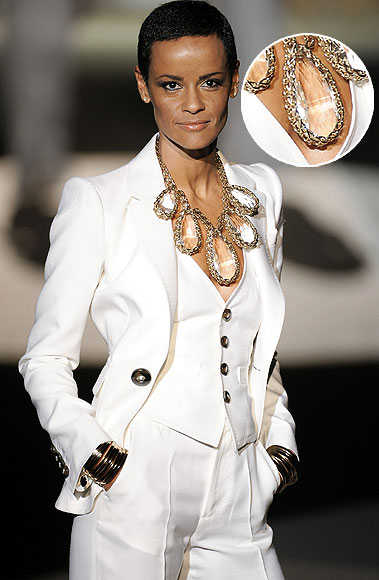 dsquared-pv09-1a
