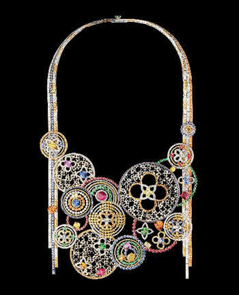 louis-vuitton-lame-du-voyage-necklace-tribal-ornament