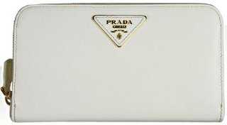 Prada06
