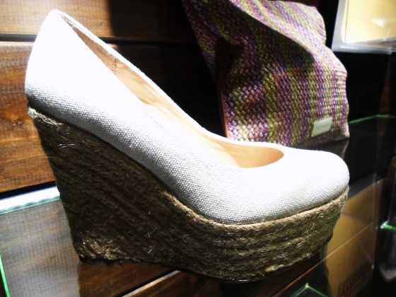 steve-madden-cunas-blanca
