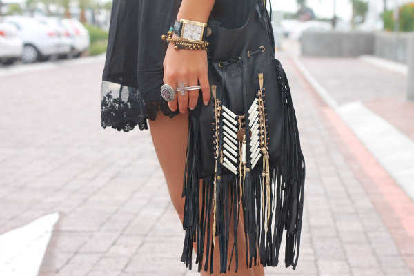 cartera-flecos-18